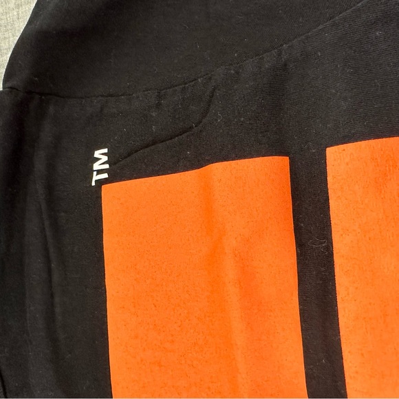 Offwhite Toronto flagship store opening exclusive release 6’ Tshirt - Picture 4 of 7